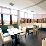 Apartment Brand New And Elegant On Lake Maggiore Meina