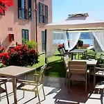 Daire Brand New And Elegant On Lake Maggiore Meina