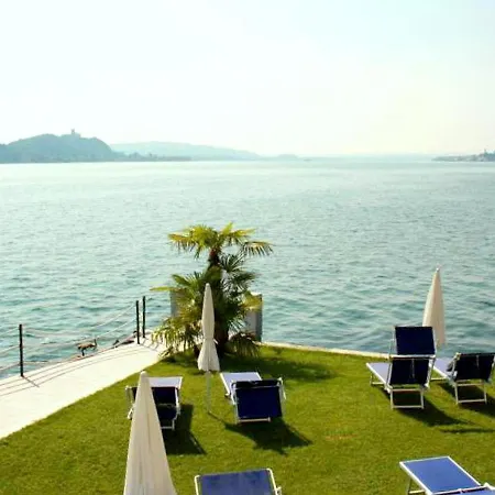Brand New And Elegant On Maggiore *