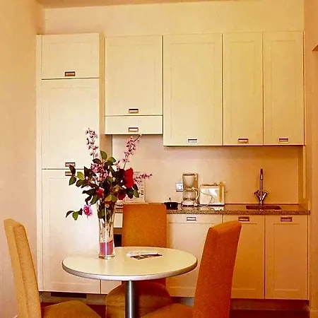 Brand New And Elegant On Maggiore Apartament Meina
