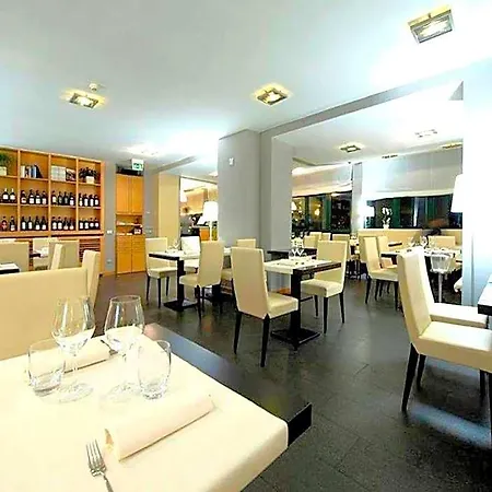 Brand New And Elegant On Maggiore Apartament