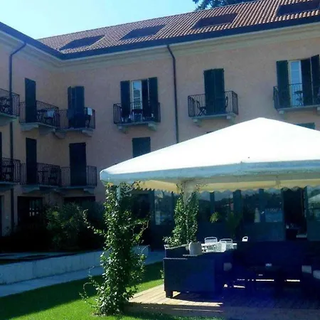 Brand New And Elegant On Maggiore *