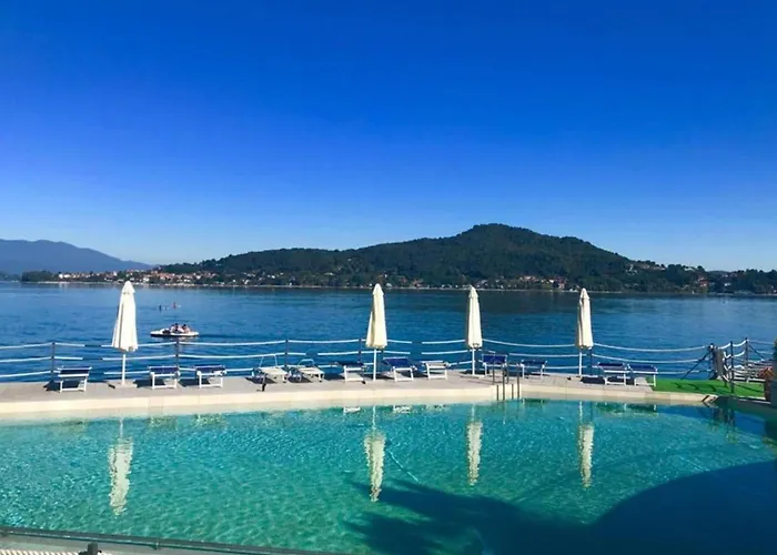 Brand New And Elegant On Lake Maggiore Appartement *
