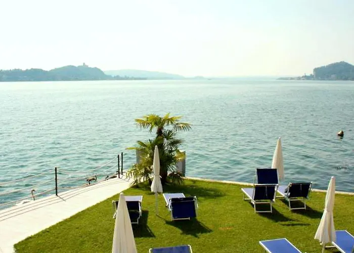 Appartement Brand New And Elegant On Lake Maggiore Meina
