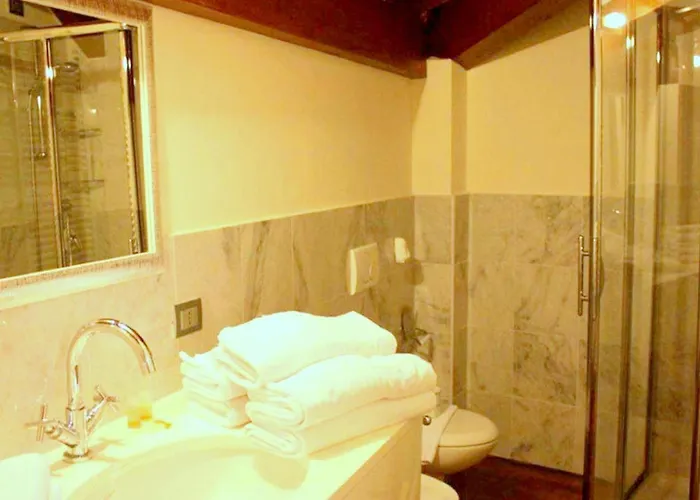 Appartement Brand New And Elegant On Lake Maggiore Meina