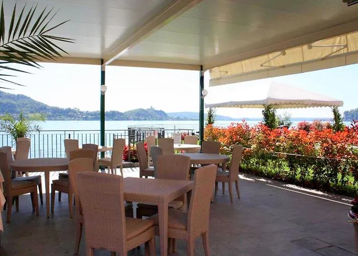 Appartement Brand New And Elegant On Lake Maggiore Meina
